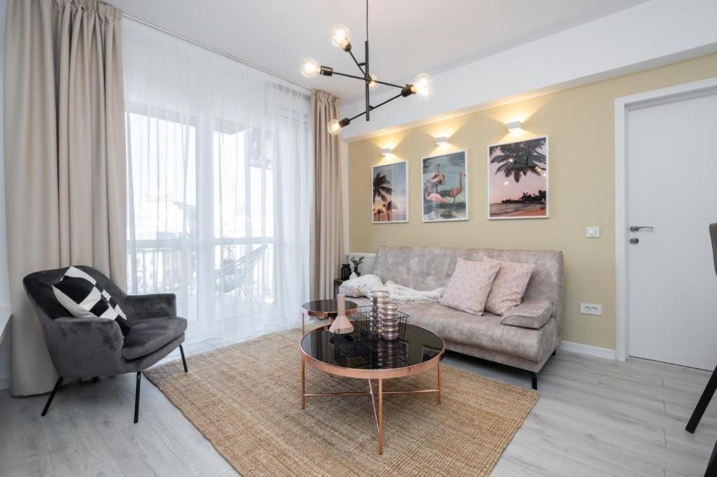 Piata Romana, Two Bedrooms Apartment Бухарест Екстер'єр фото