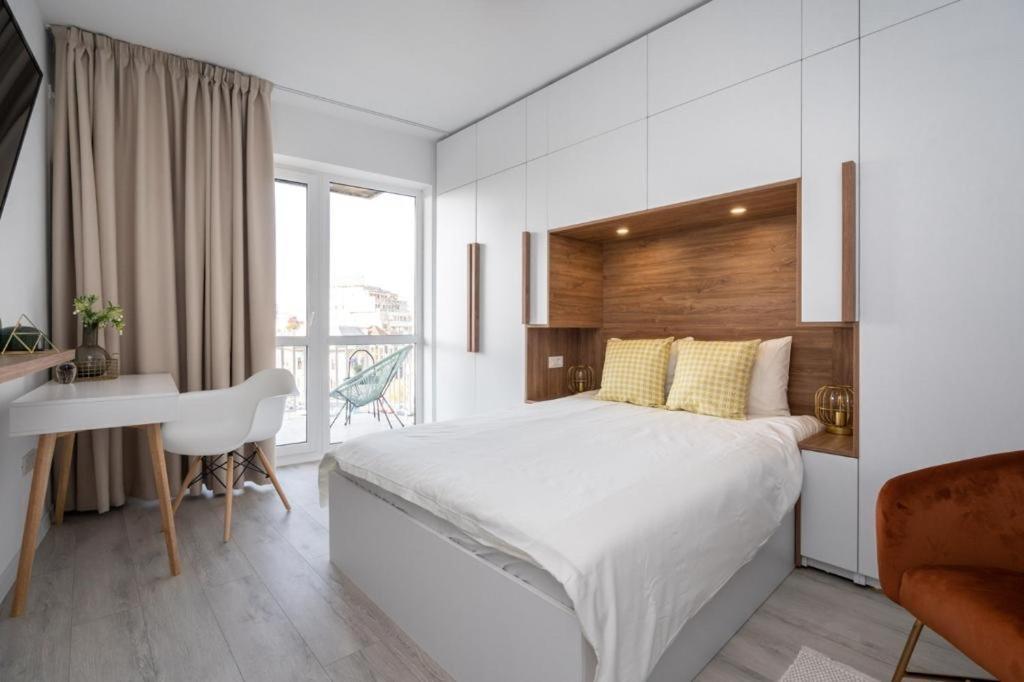 Piata Romana, Two Bedrooms Apartment Бухарест Екстер'єр фото