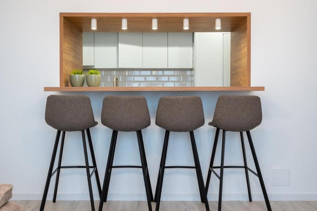Piata Romana, Two Bedrooms Apartment Бухарест Екстер'єр фото